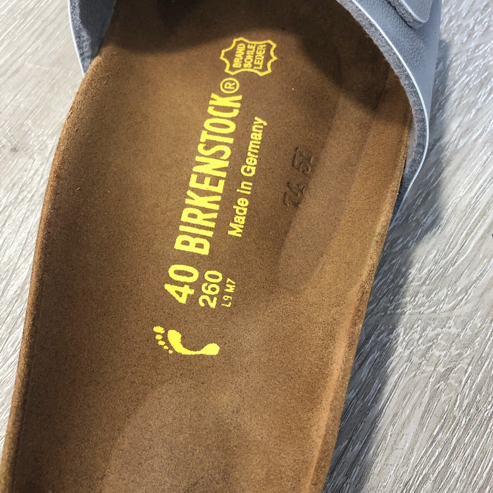 SOLD - Picture 3 of 4